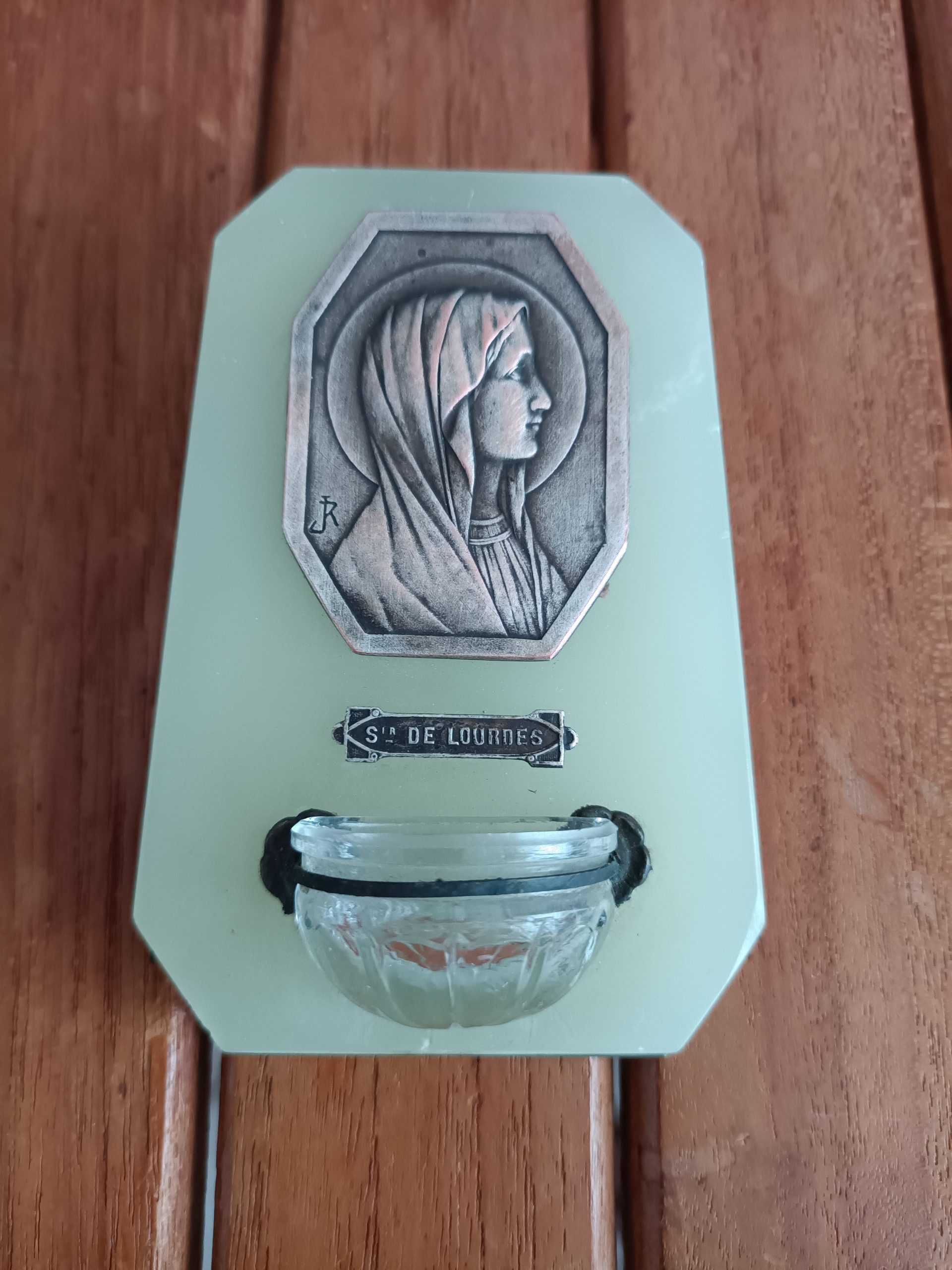 Souvenir de Lourdes mini bénitier ancien décoration religieuse pierre verte – Image 2